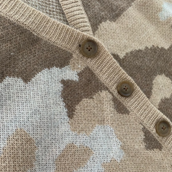 Lucky Brand Camo Cardigan - Picture 3 of 6